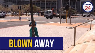 WATCH  Capetonians battle to stay on their feet in gale force winds sweeping through the city [upl. by Hourihan53]